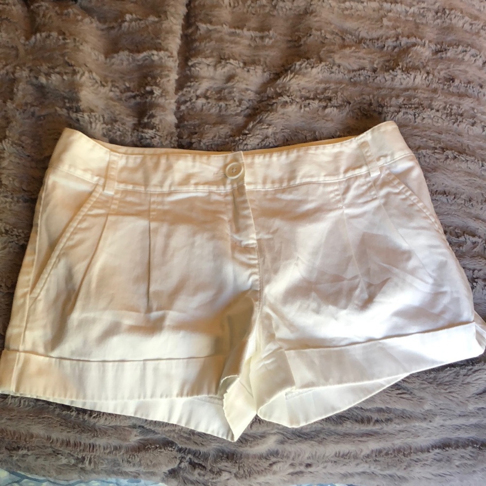 White express shorts